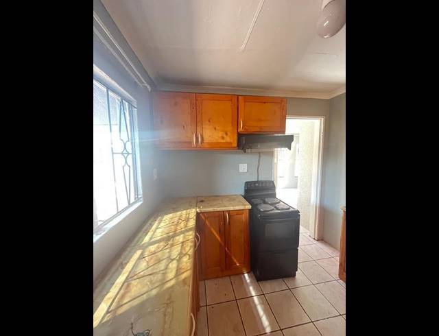 3 BEDROOM PROPERTY TO RENT IN SOSHANGUVE UU